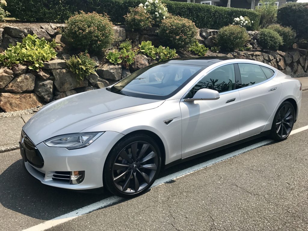 Model S 2013 P85 Silver Metallic 1538b Only Used Tesla