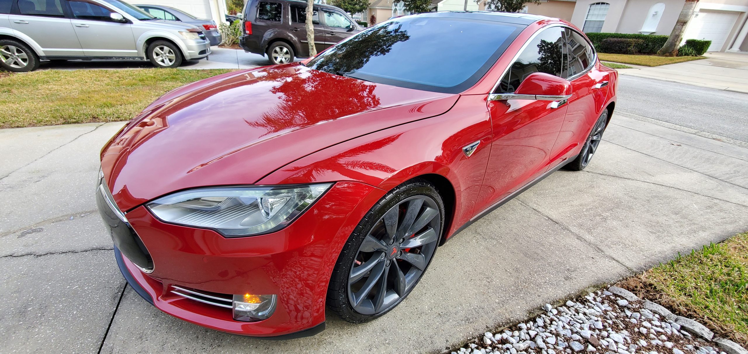 2015 / Model S / P85D / Multi Coat Red 21495 Sell Your Tesla Only