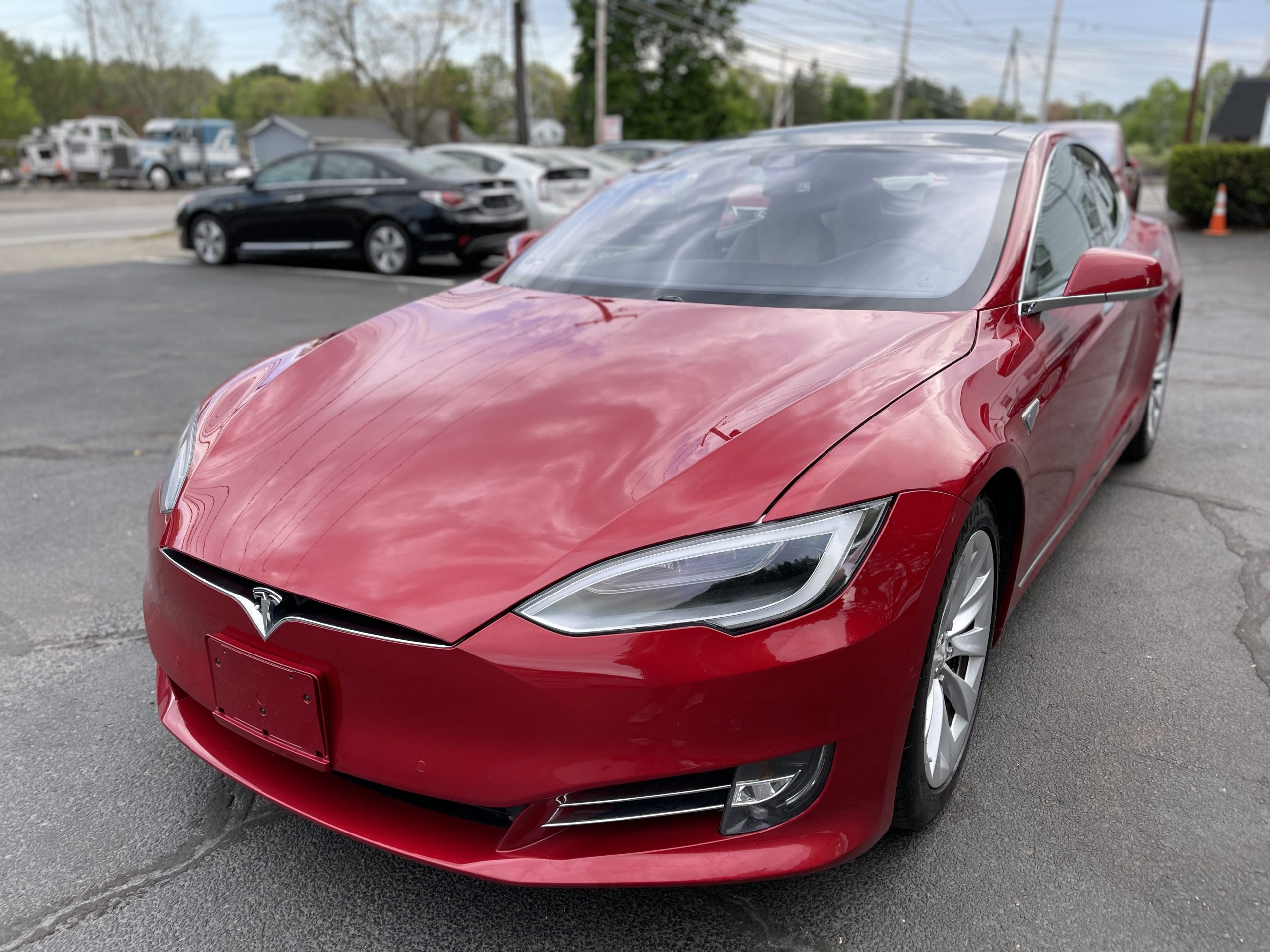 2016 / Model S / 90D / Red d9054 Sell Your Tesla Only Used Tesla