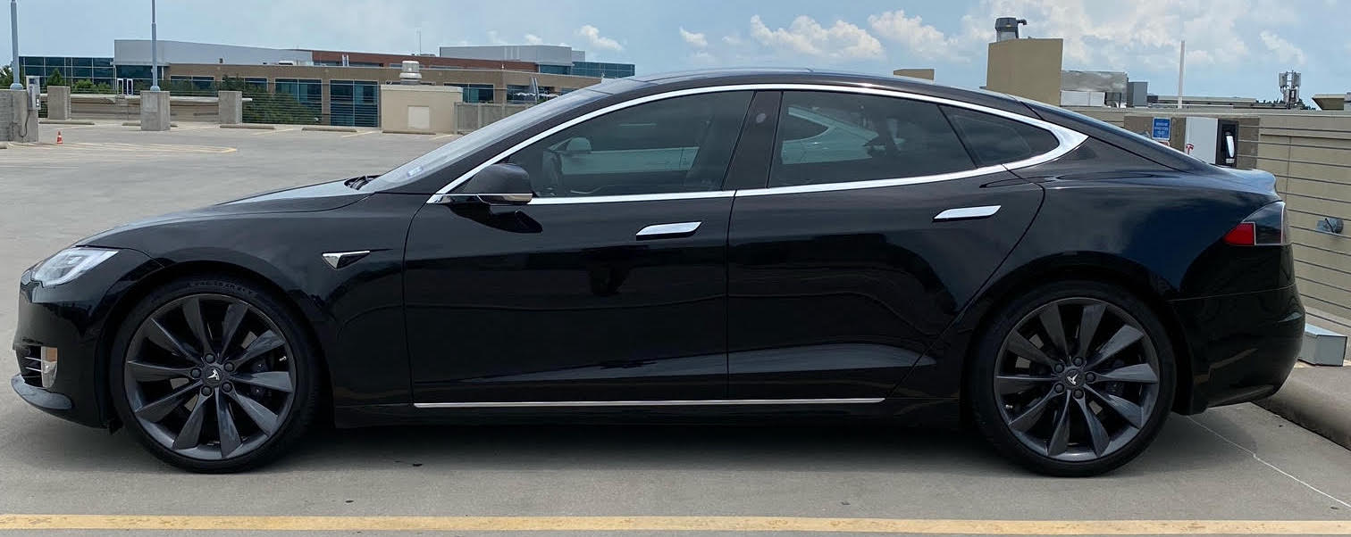 2016 / Model S / 75 / Obsidian Black XIPOM Sell Your Tesla Only