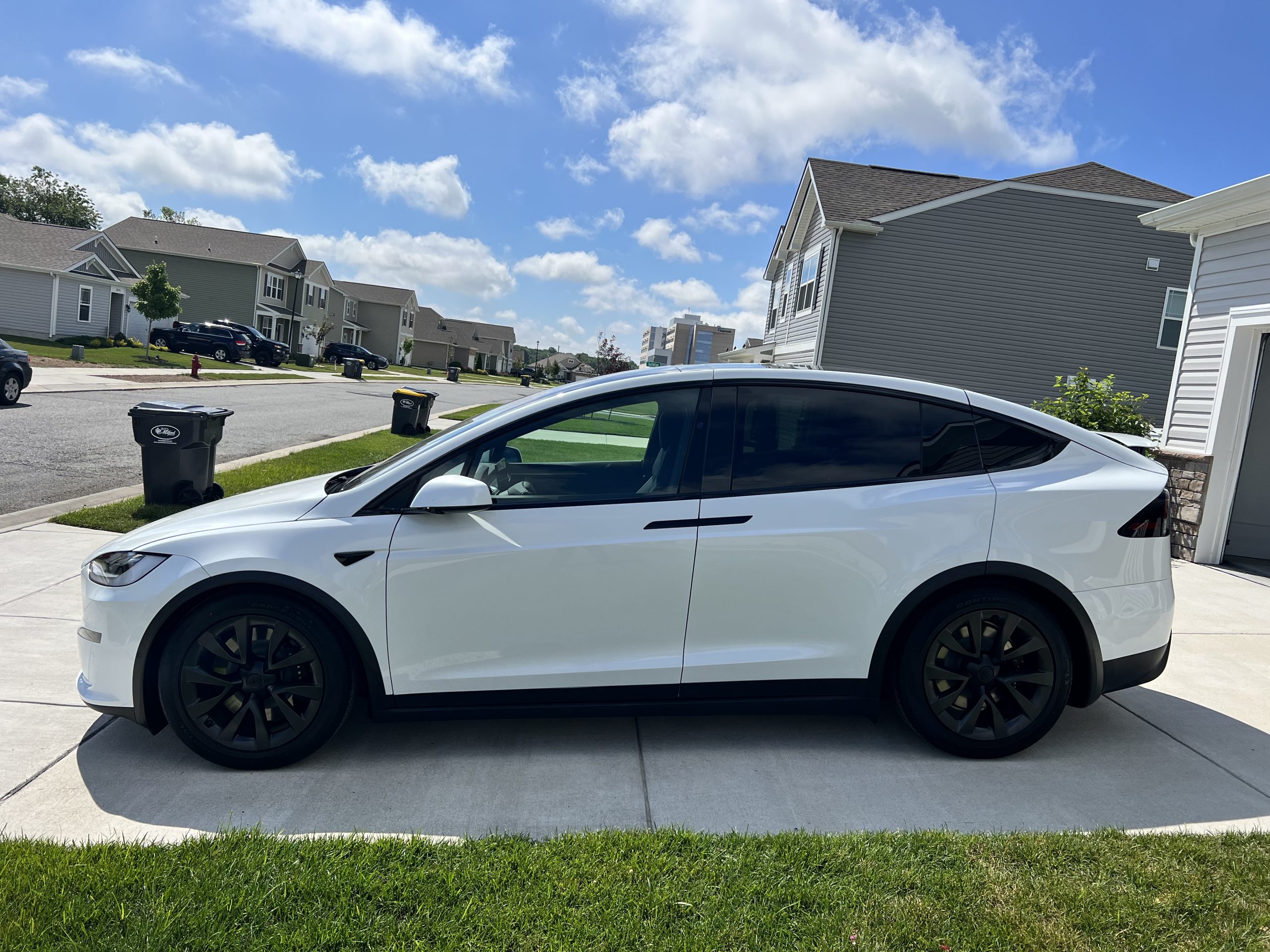 2022 / Model X / PLAID / Pearl White Multi Coat 0KY13 Sell Your