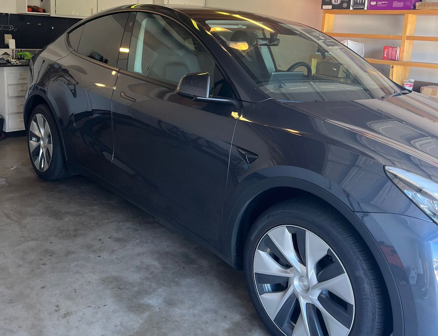 2021 / Model Y / Long Range AWD / Midnight Silver Metallic SBGOM