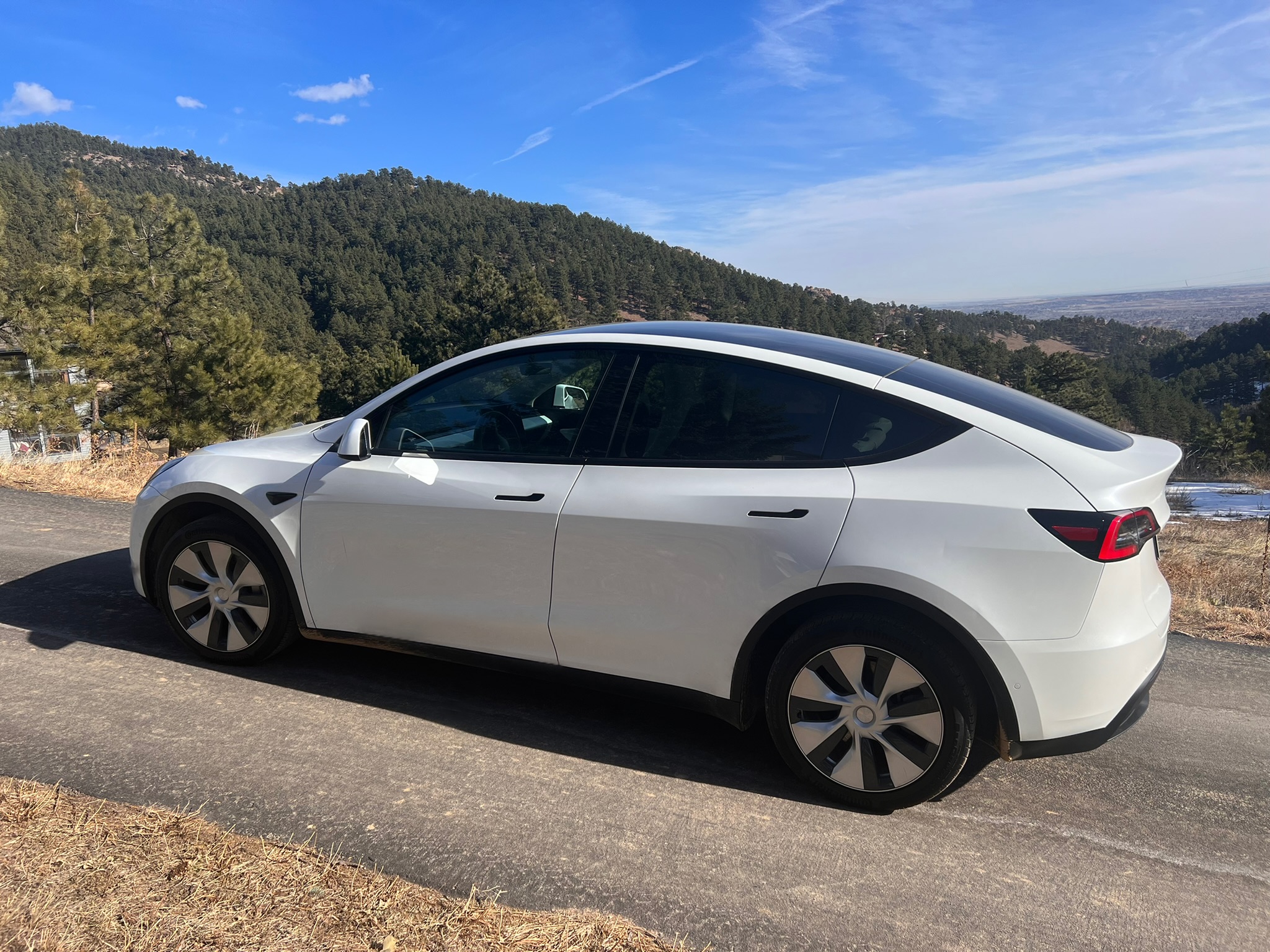 2021 / Model Y / Long Range AWD / Pearl White Multi Coat QFTJK Only