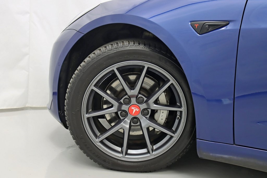 2021 / Model 3 / Long Range / Deep Blue Metallic C2158PA Sell Your